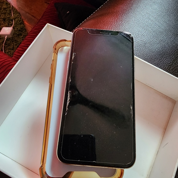 iPhone 8 - Picture 4 of 4